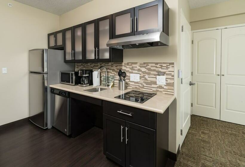 Студия Стандарт, Staybridge Suites   Saskatoon   University, An Ihg