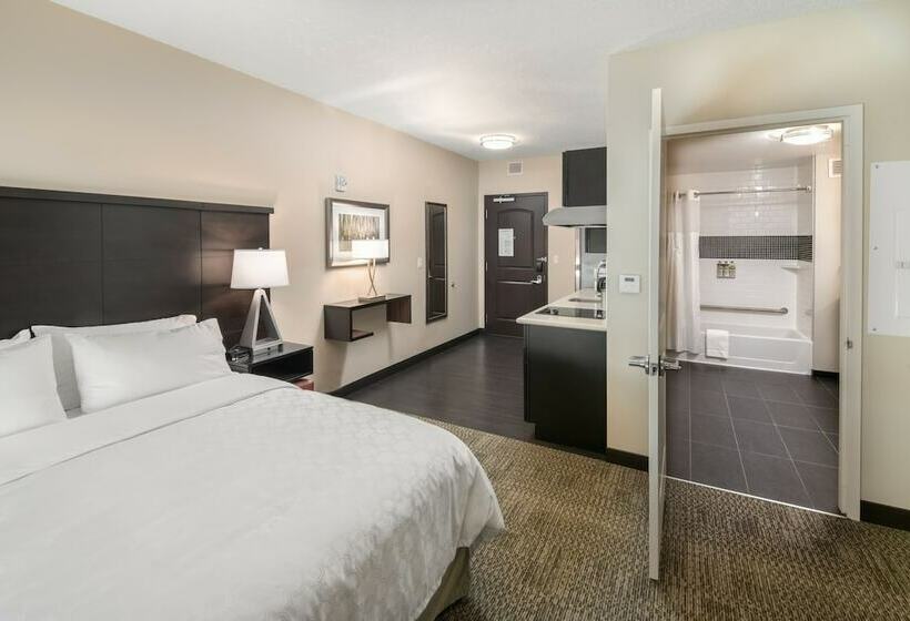 带2个卧室的套房, Staybridge Suites   Saskatoon   University, An Ihg