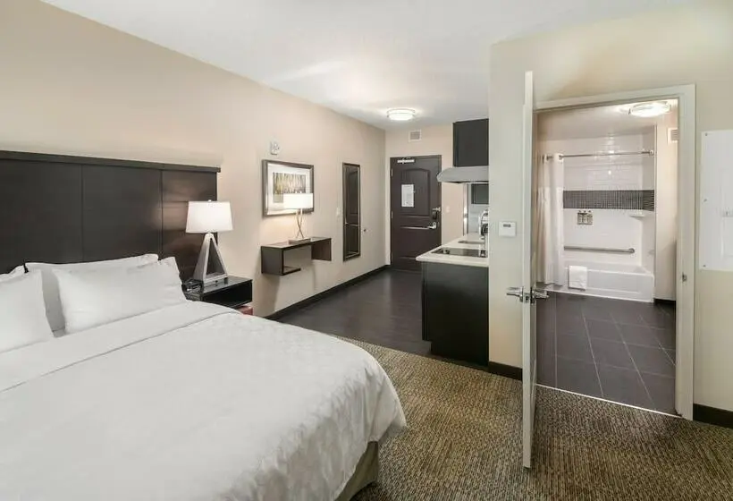 ２ベッドスイートルーム, Staybridge Suites   Saskatoon   University, An Ihg