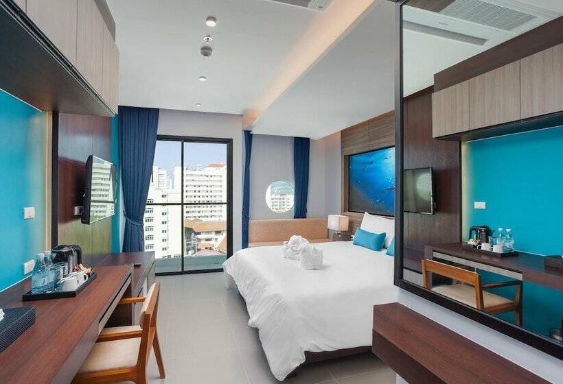 اتاق لوکس, The Marina Phuket