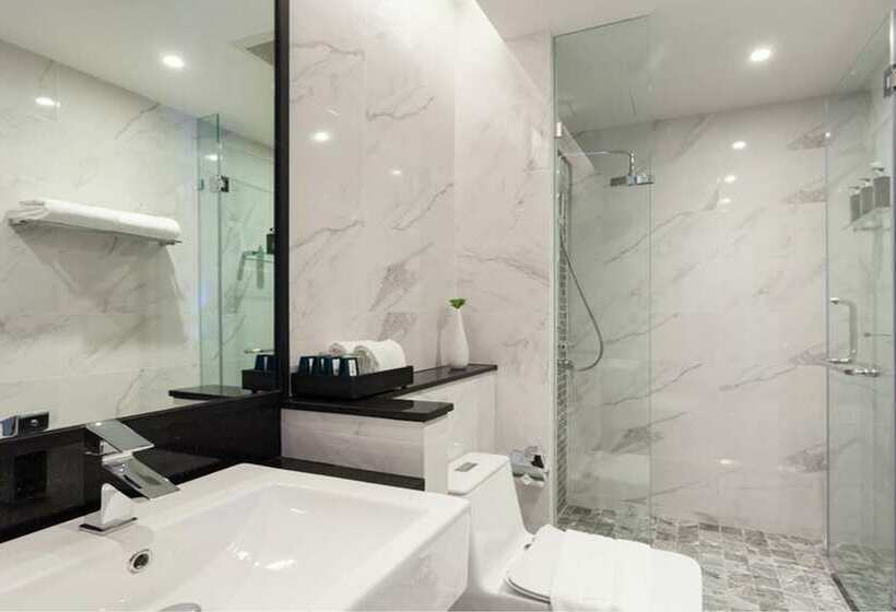 اتاق لوکس, The Marina Phuket