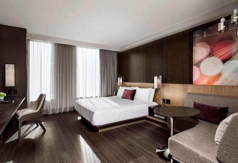 キングサイズベッドのスタンダードルーム, Toronto Marriott Markham