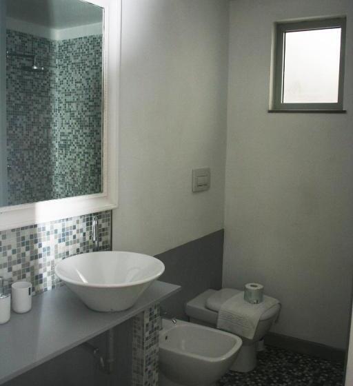 استودیوی استاندارد, Levante Residence