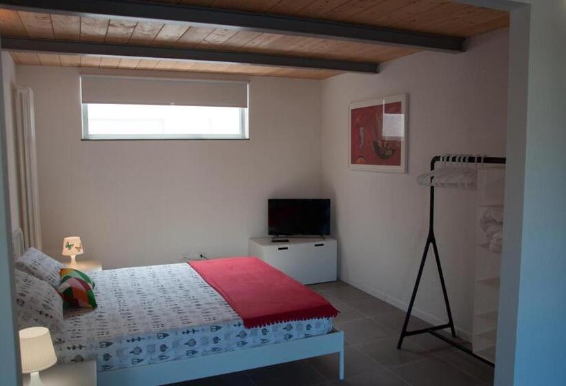 اتاق دوبلکس, Levante Residence