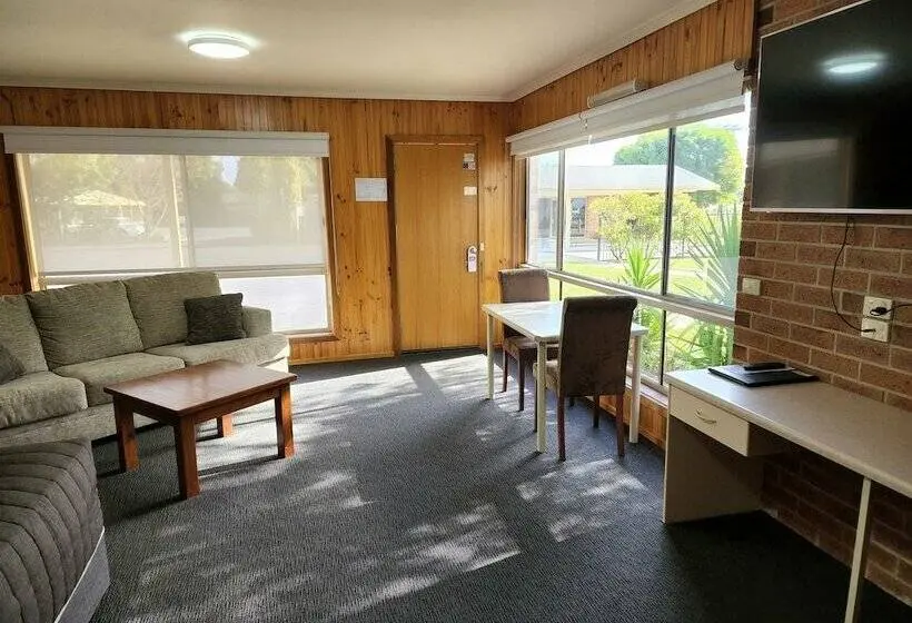 スーペリアールーム, Country Roads Motor Inn Naracoorte