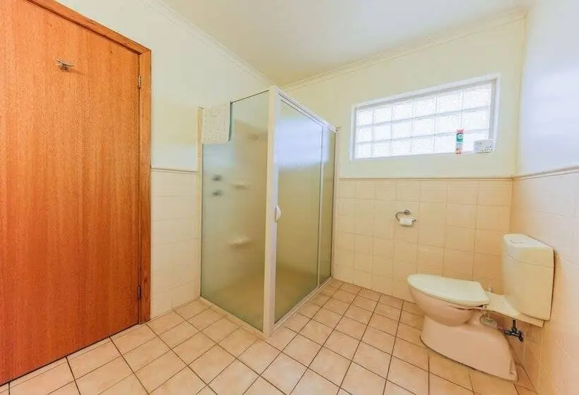 ファミリールーム, Country Roads Motor Inn Naracoorte