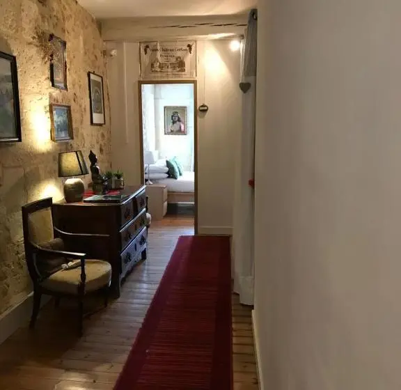 Deluxe-huone, La Maison Colline
