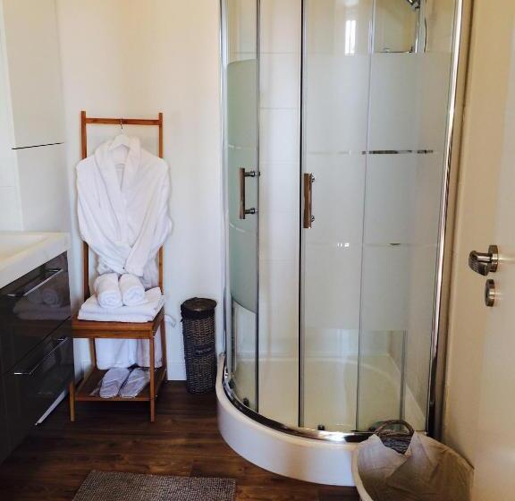 デラックスルーム, La Maison Colline