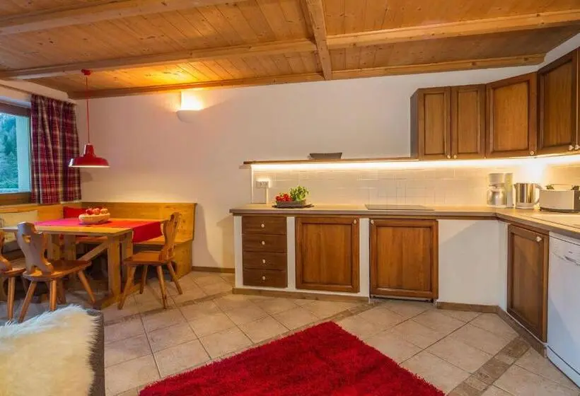 Huoneisto 1 Makuuhuone, Stelvio Residence