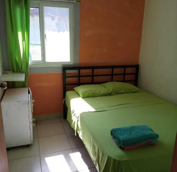 Номер Стандарт Совместная Ванная, Taca Tucan Hostel