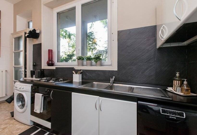 آپارتمان لوکس 1 خوابه, Villa Aida