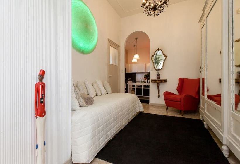 آپارتمان لوکس 1 خوابه, Villa Aida