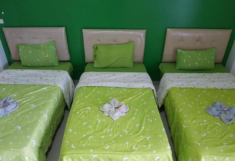 标准三人间, ควีนเพลส สระบุรี Queenplace Saraburi