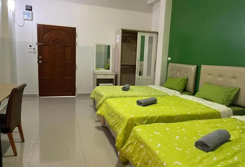 اتاق استاندارد سه نفره, ควีนเพลส สระบุรี Queenplace Saraburi