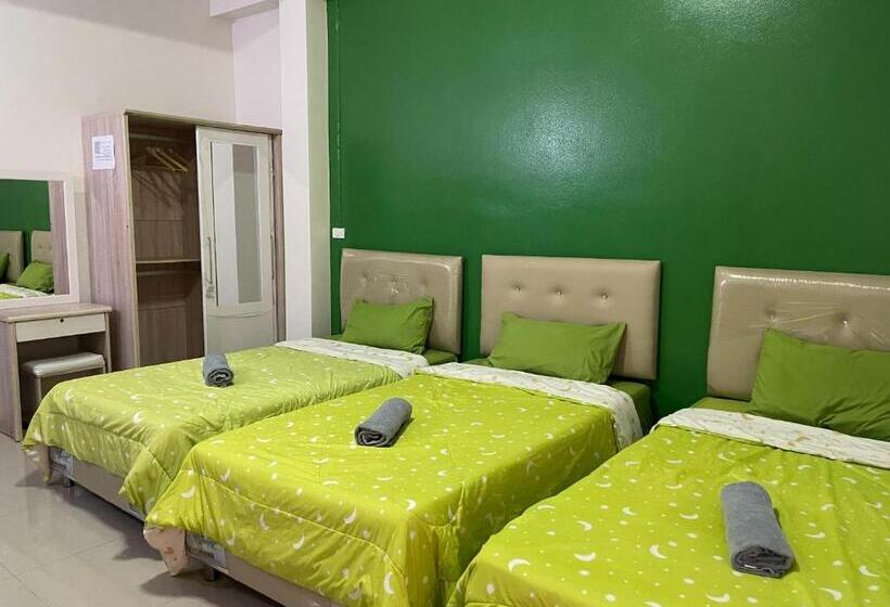 标准三人间, ควีนเพลส สระบุรี Queenplace Saraburi