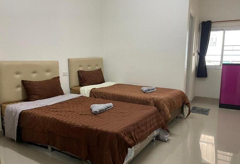 带1个卧室带观景的公寓, ควีนเพลส สระบุรี Queenplace Saraburi