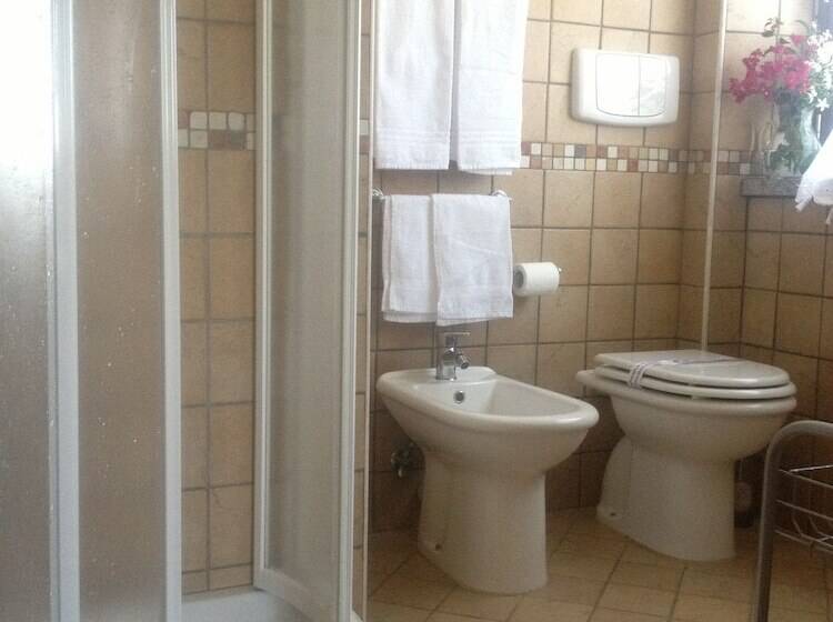 Номер Стандарт, B&b Oasi