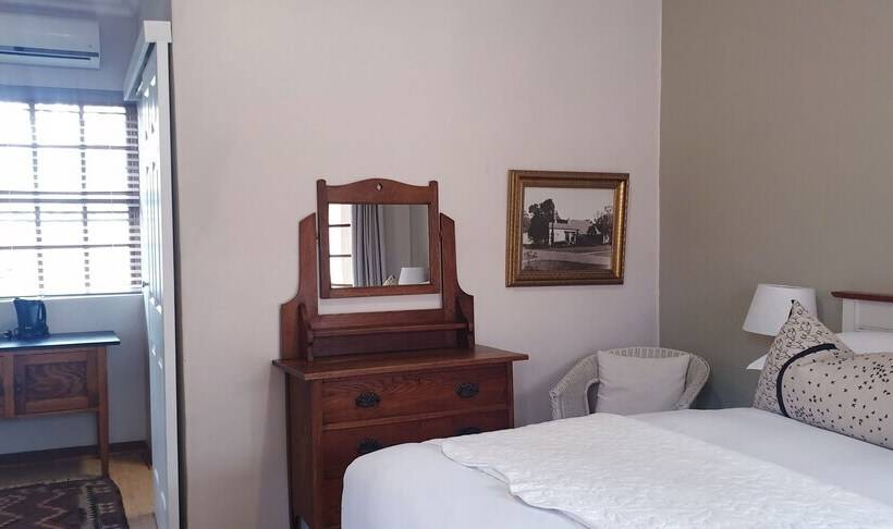 스탠다드 룸, Haggards On Hilldrop