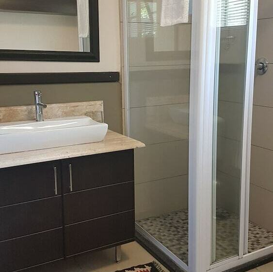 스탠다드 룸, Haggards On Hilldrop