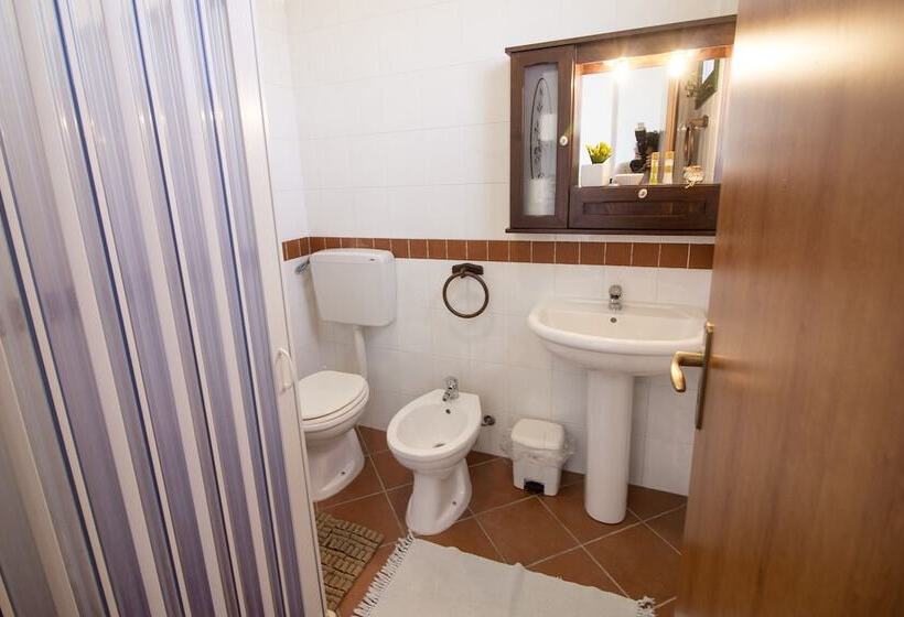 חדר סטנדרט, Agriturismo Tarantola