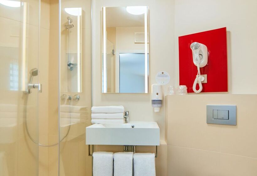Номер Стандарт, B&b Hotel Katowice Centrum