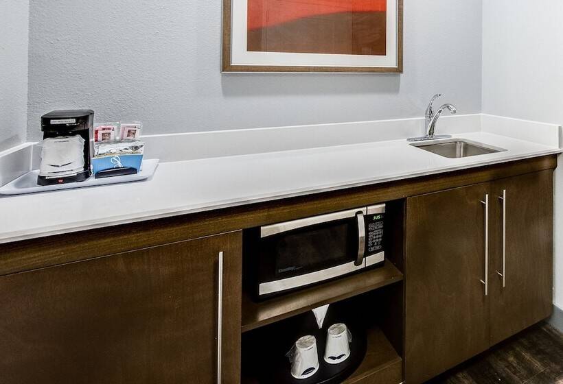 جناح لذوى الاحتياجات الخاصة, Hampton Inn & Suites Fort Worth Downtown