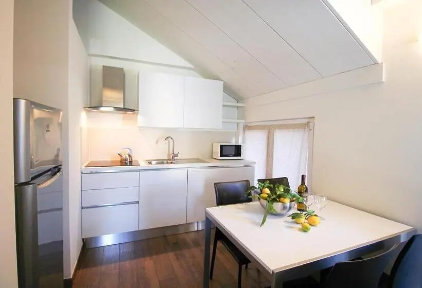 Standard-studio, Residence Felice