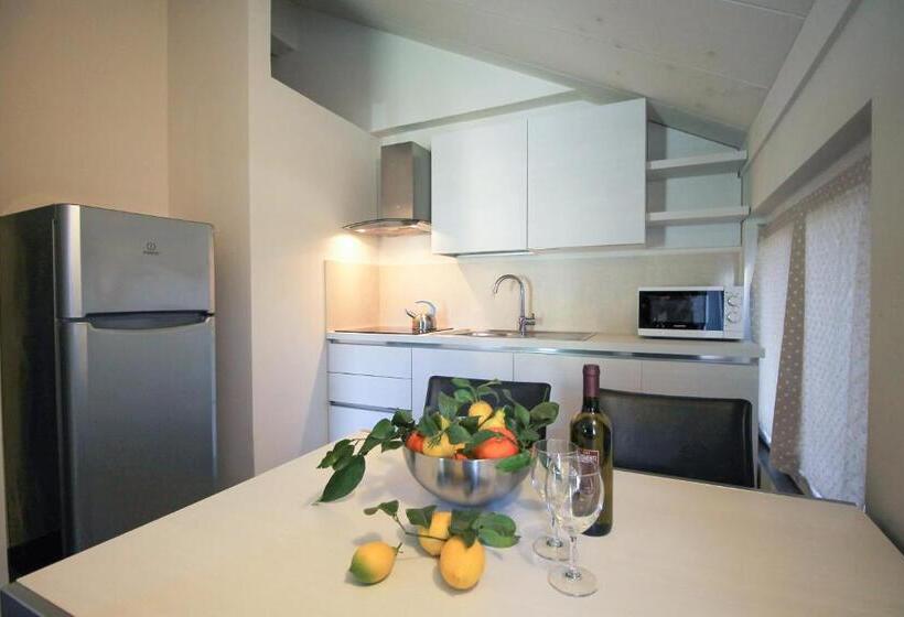 标准工作室, Residence Felice