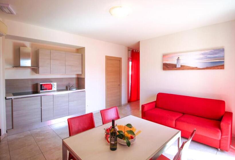 带露台两卧公寓, Residence Felice