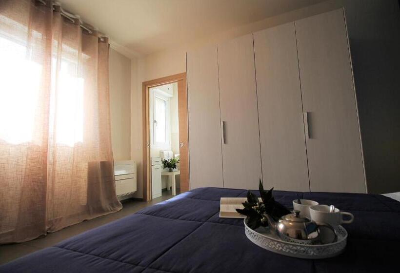 带露台两卧公寓, Residence Felice