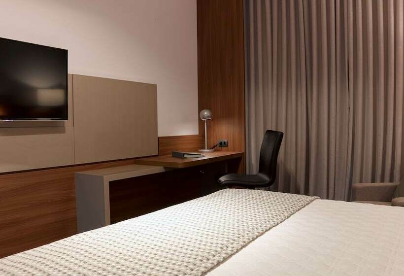Номер Superior Одноместный, Jl Hotel By Bourbon
