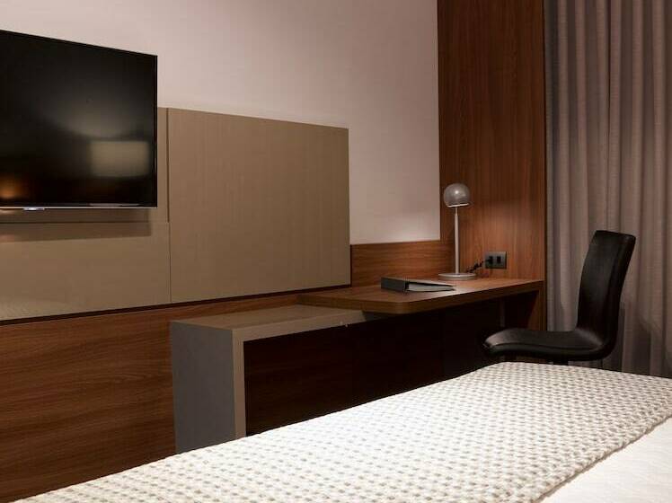 スーペリアシングルルーム, Jl Hotel By Bourbon