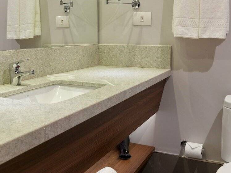 Номер Superior Одноместный, Jl Hotel By Bourbon