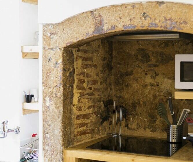 استودیو خانوادگی, 262 Boutique