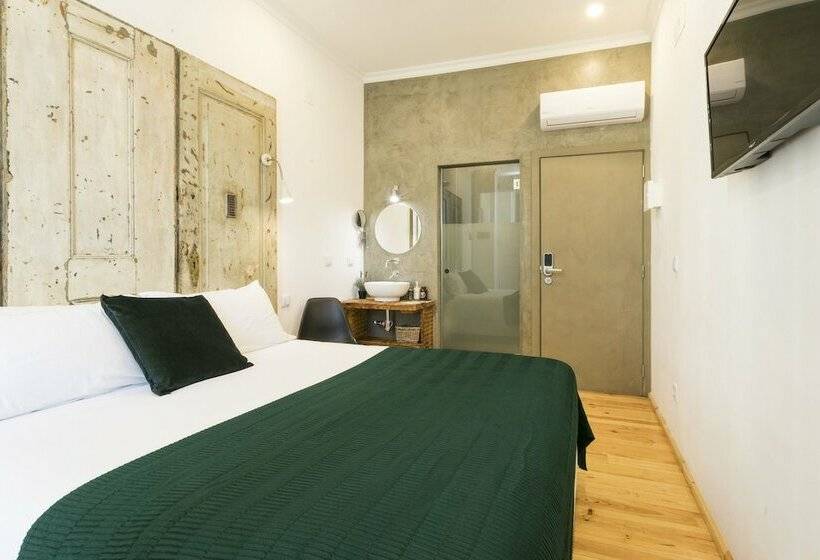 اتاق لوکس, 262 Boutique