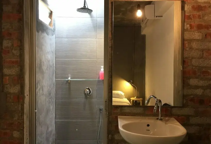 スタンダードルーム, The Frame Guesthouse   Hostel