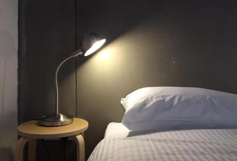 Номер Стандарт, The Frame Guesthouse   Hostel