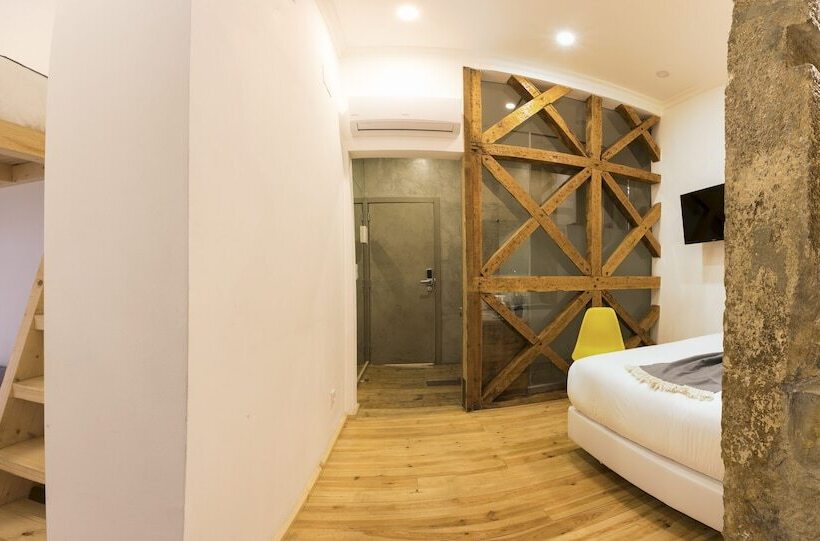 سوییت خانوادگی, 262 Boutique