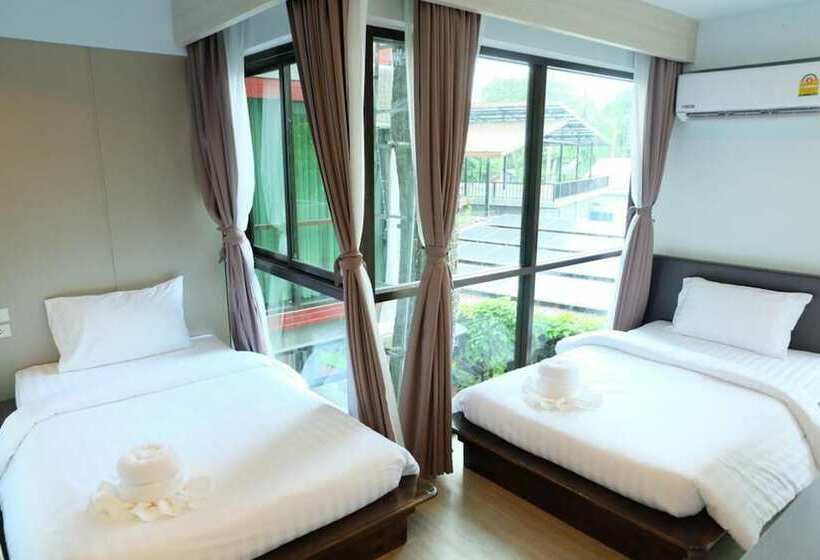 Номер Deluxe с Балконом, A Plus Deluxe