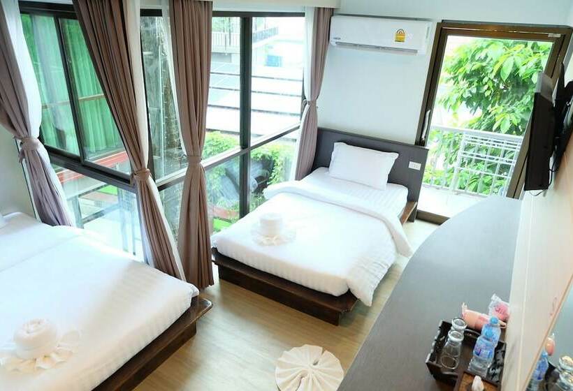 Номер Deluxe с Балконом, A Plus Deluxe