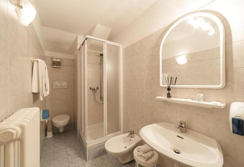 스탠다드 룸, Al Bivio Pizzeria, Pool & Sauna