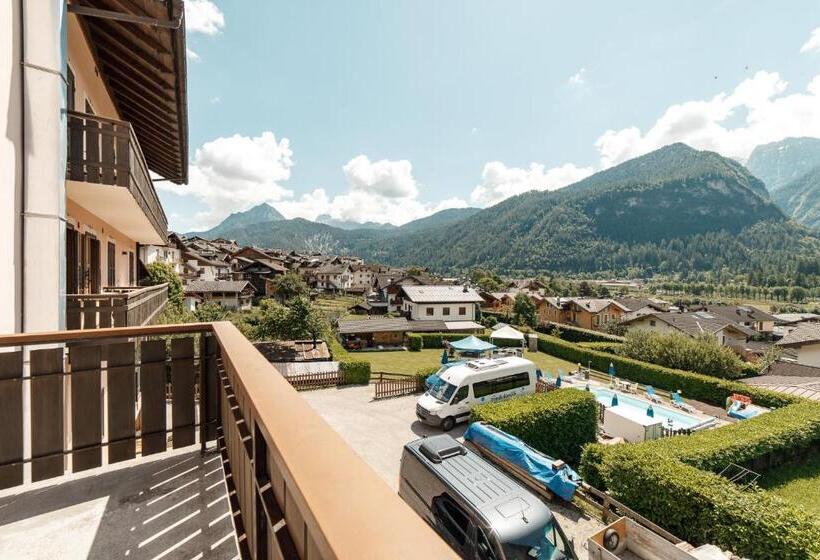 스탠다드 룸, Al Bivio Pizzeria, Pool & Sauna