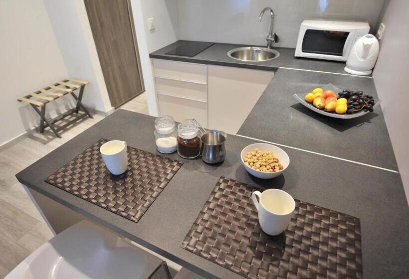 舒适一室公寓, Apartments & Rooms Lavandula Exclusive