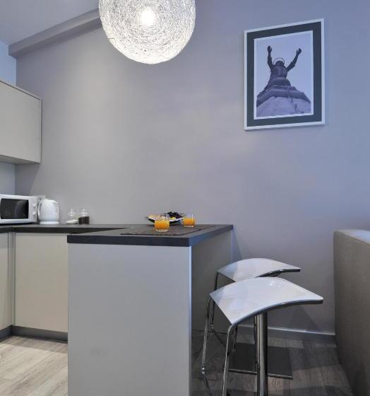 舒适一室公寓, Apartments & Rooms Lavandula Exclusive