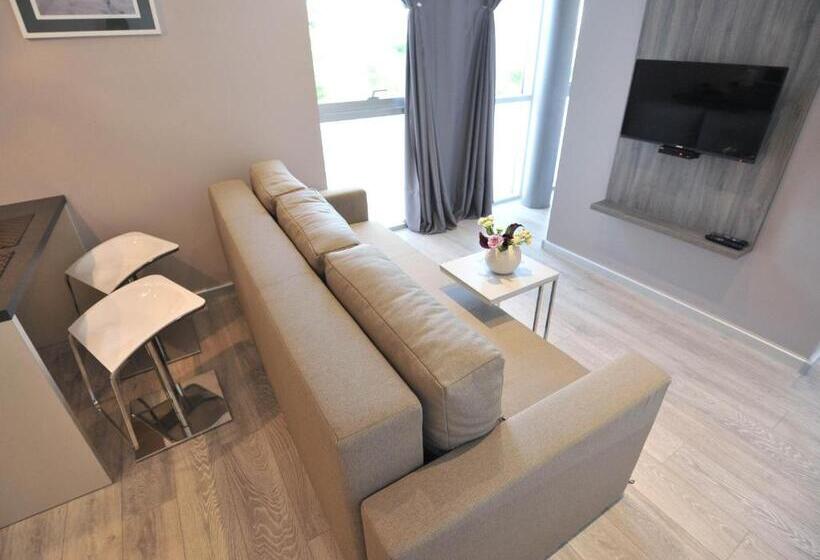 舒适一室公寓, Apartments & Rooms Lavandula Exclusive