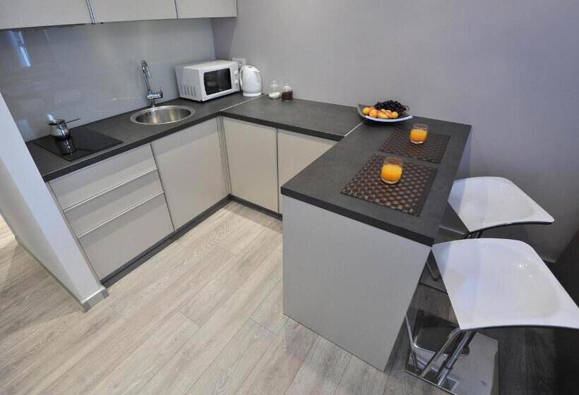 舒适一室公寓, Apartments & Rooms Lavandula Exclusive