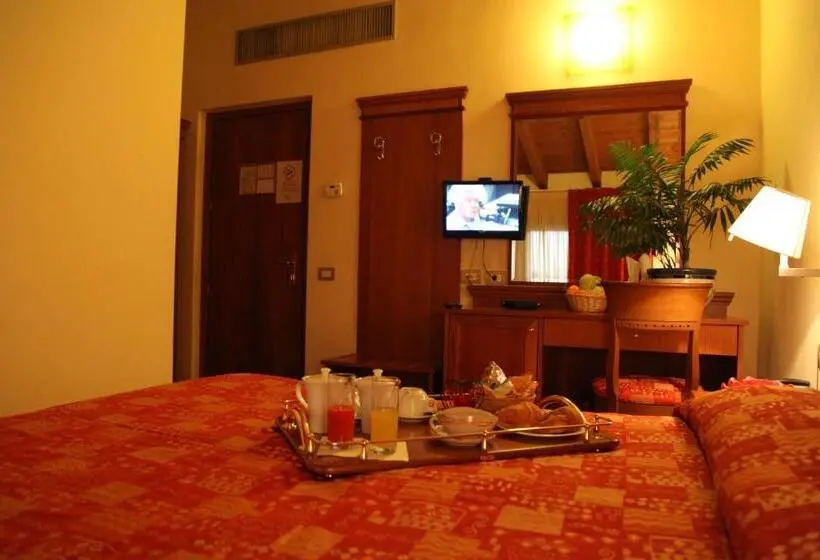 Standard Yhden Hengen Huone, Il Borghetto