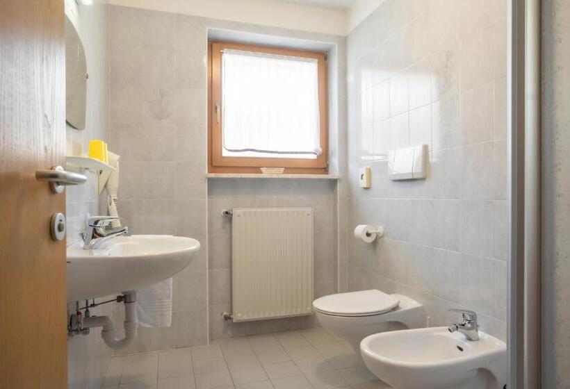 Семейный Номер, Langeshof