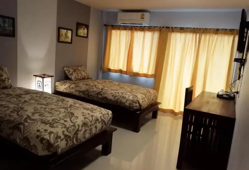 اتاق لوکس, Old City Boutique House