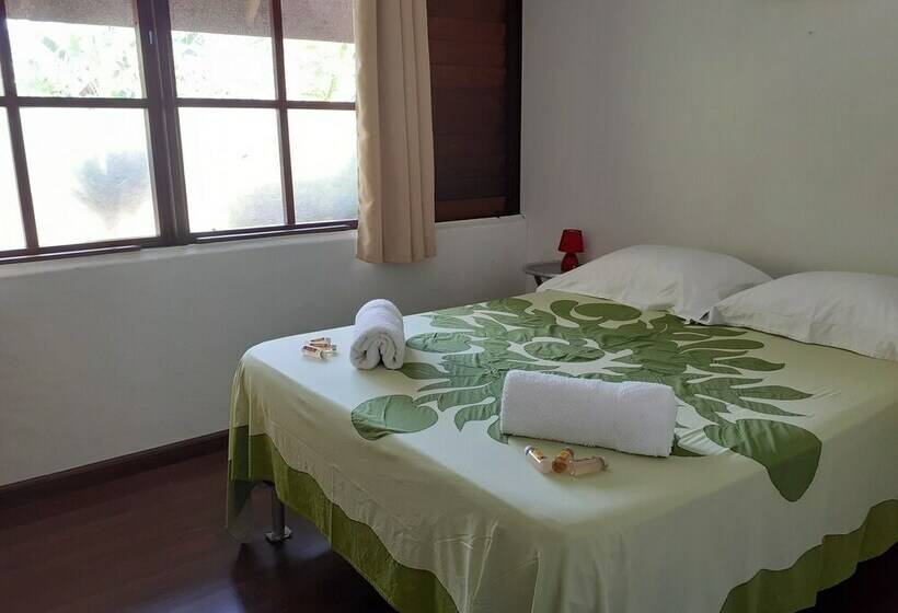 اتاق استاندارد با سرویس بهداشتی مشترک, Pension Les Trois Cascades